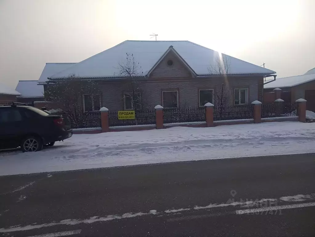 Дом в Хакасия, Алтайский район, с. Белый Яр Бейская ул. (156 м) - Фото 0