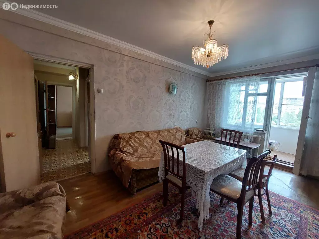 2-комнатная квартира: Махачкала, проспект Имама Шамиля, 43Б (50 м) - Фото 0