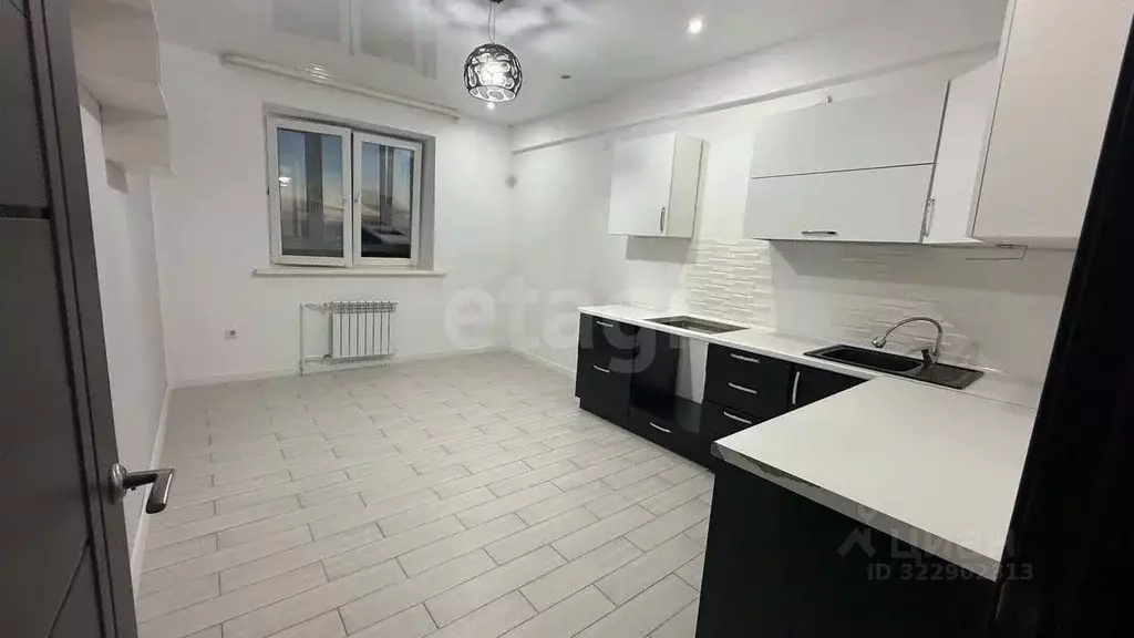 2-к кв. Бурятия, Улан-Удэ 104-й мкр, 4 (66.1 м) - Фото 1