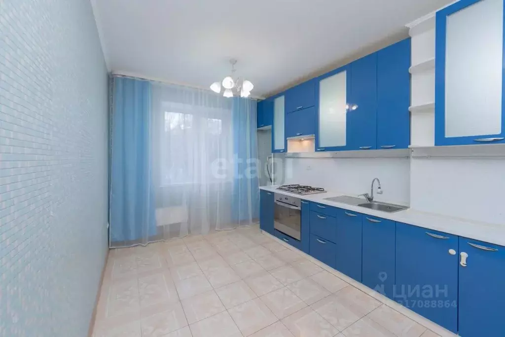 4-к кв. Пермский край, Пермь ул. Старцева, 5 (84.2 м) - Фото 0