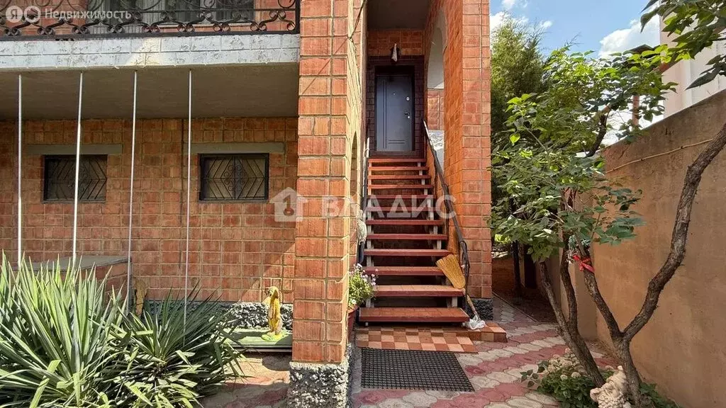 Дом в Астрахань, Жасминовая улица, 18 (276 м) - Фото 1