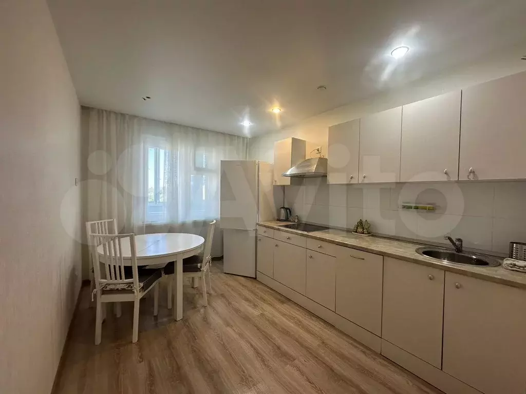 1-к. квартира, 50 м, 5/10 эт. - Фото 0