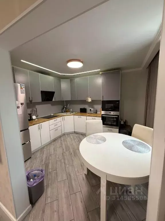 3-к кв. Татарстан, Казань ул. Александра Курынова, 6к1 (73.0 м) - Фото 0