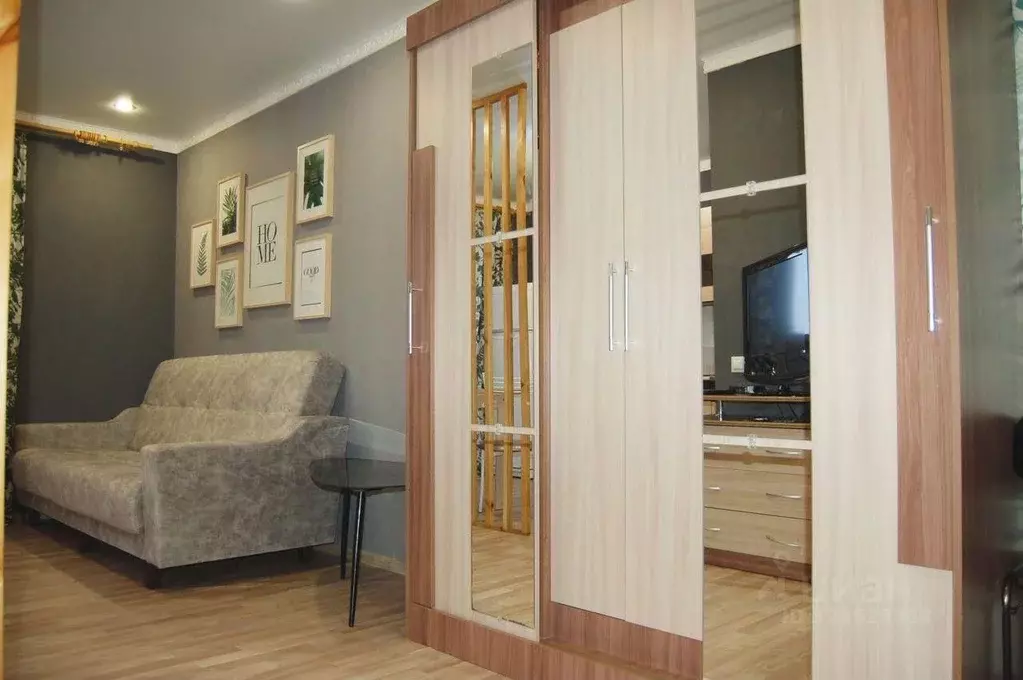 1-к кв. Тюменская область, Тобольск 15-й мкр, 39 (25.0 м) - Фото 2