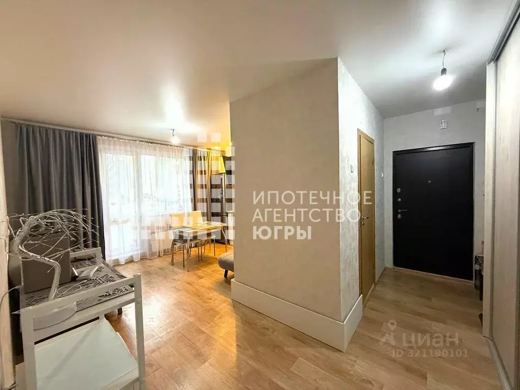 2-к кв. Ханты-Мансийский АО, Ханты-Мансийск Самаровская ул., 2 (56.1 ... - Фото 2