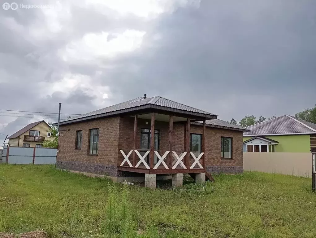 Дом в Иглино, улица Свердлова (150 м) - Фото 2