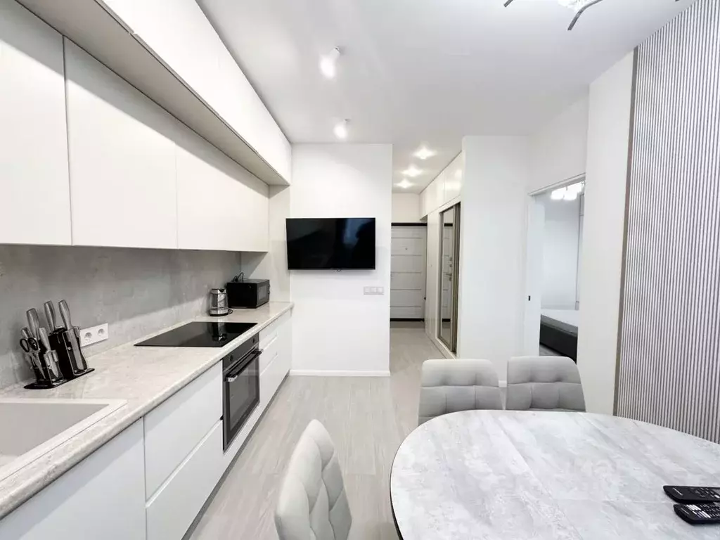 2-к кв. Краснодарский край, Сочи Бытха мкр, ул. Ясногорская, 16/2 к12 ... - Фото 2