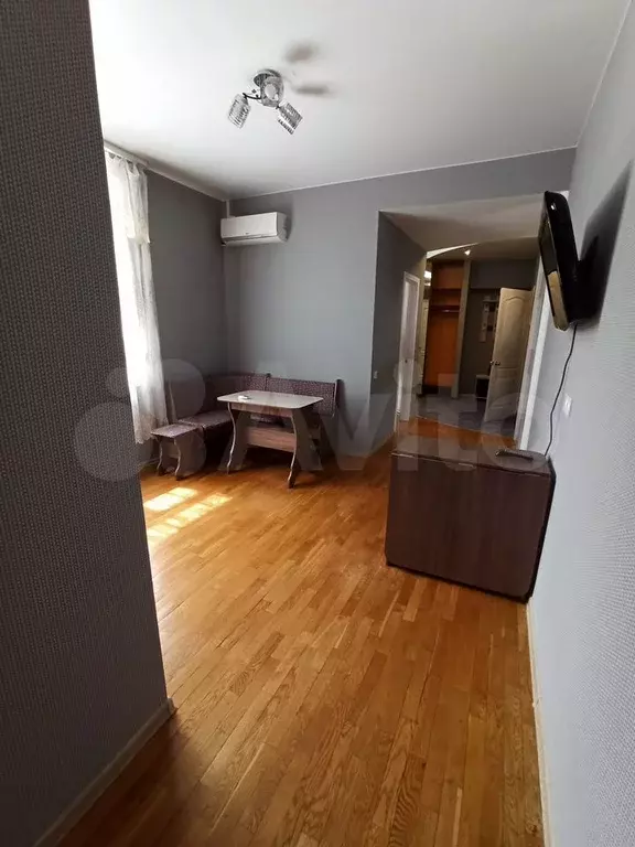 1-к. квартира, 49 м, 4/7 эт. - Фото 1