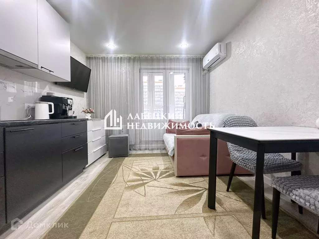 Продаётся 2-к квартира, 55.7 м - Фото 0
