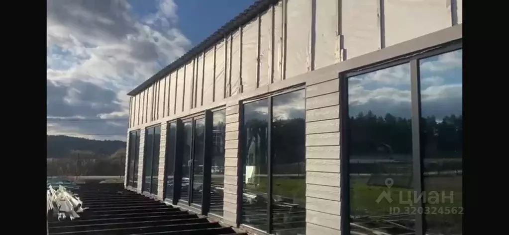 Коттедж в Карелия, Лахденпохский муниципальный округ, пос. Сорола, ... - Фото 1