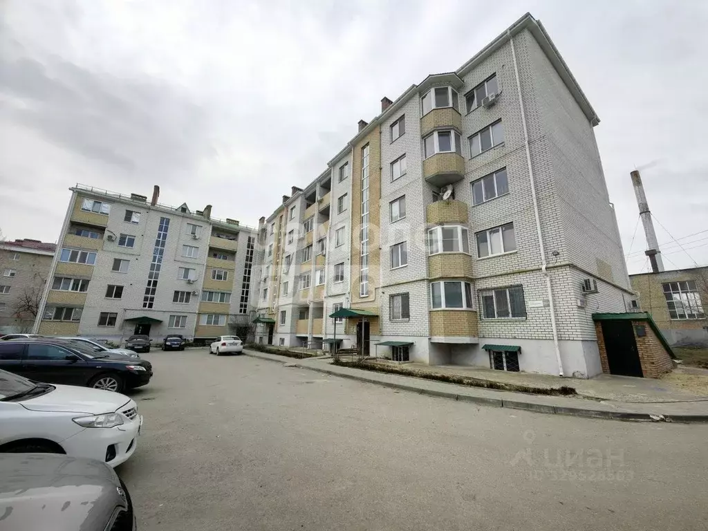 Офис в Калмыкия, Элиста 1-й мкр, 35А (180 м) - Фото 1