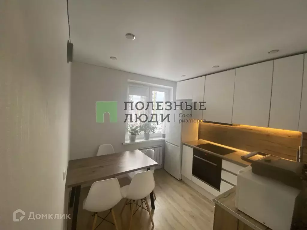 Продаётся 2-к квартира, 42 м - Фото 0