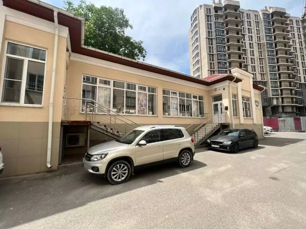 Помещение свободного назначения в Ставропольский край, Пятигорск ул. ... - Фото 1