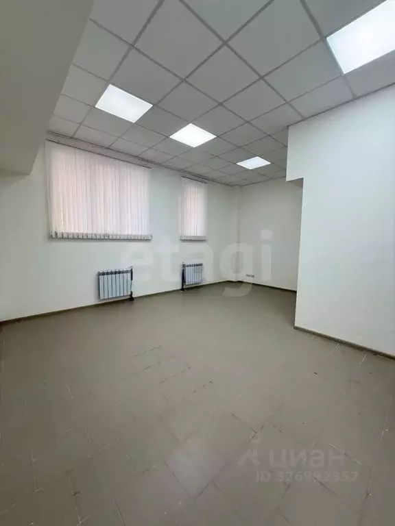 Офис в Краснодарский край, Новороссийск ул. Видова, 121Ак1 (26 м) - Фото 1