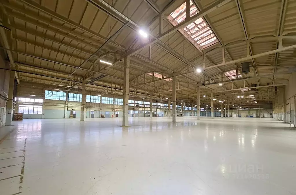 Производственное помещение в Ленинградская область, Кириши ш. ... - Фото 1