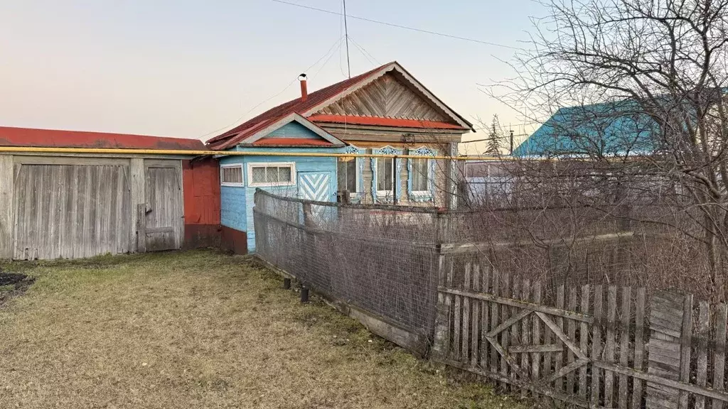 Дом в Ульяновская область, Майнский район, Тагайское с/пос, с. ... - Фото 1