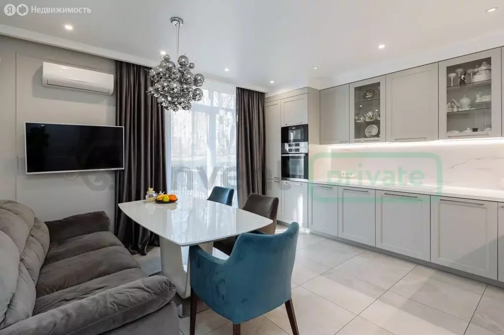 3-комнатная квартира: Калининград, Юбилейная улица, 10 (102 м) - Фото 1