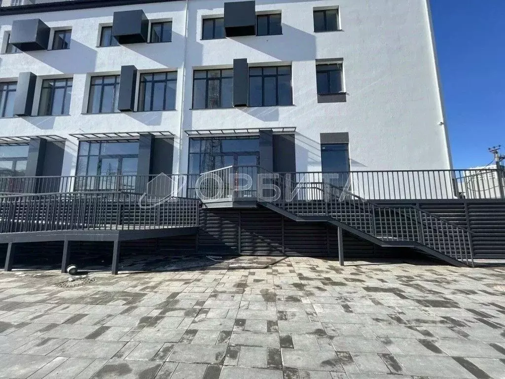 Помещение свободного назначения в Тюменская область, Тюмень Полевая ... - Фото 1