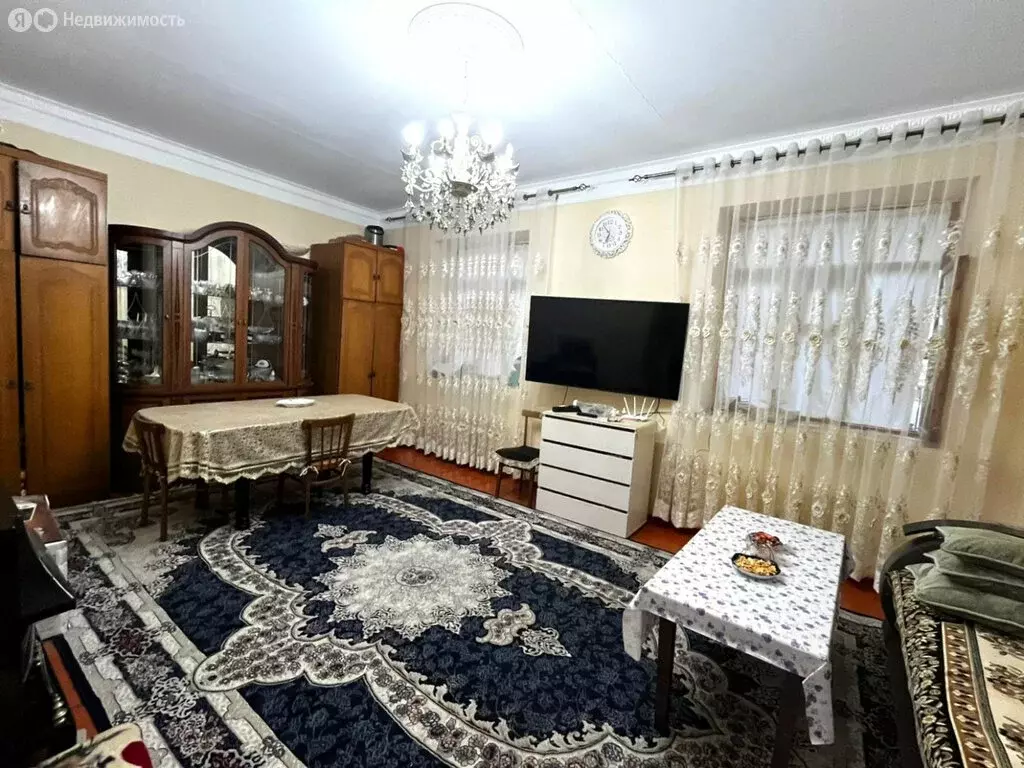 2-комнатная квартира: Дербент, улица Курбанова С.Д., 19 (45 м) - Фото 0