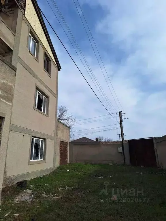 Дом в Крым, Симферополь ул. Энтузиастов, 2 (400 м) - Фото 1