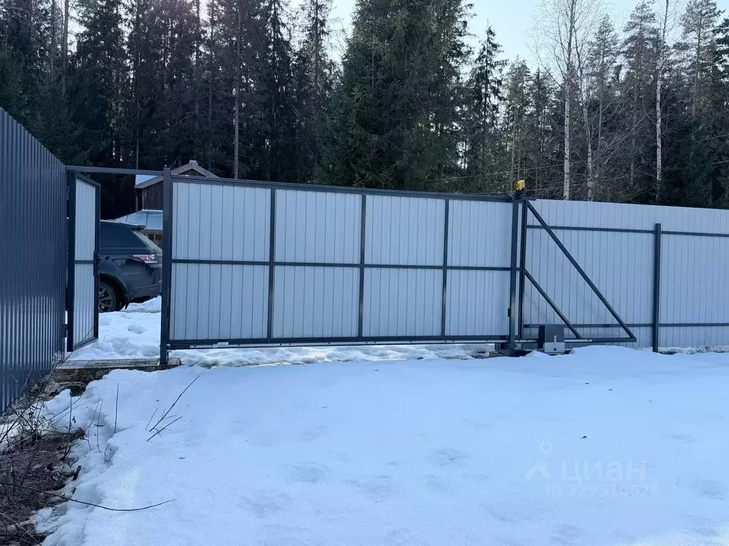 Участок в Ленинградская область, Выборгский район, Рощинское городское ... - Фото 1