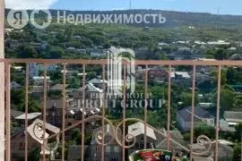 4-комнатная квартира: Махачкала, улица Абдуллы Гаджиева, 14В (108 м) - Фото 0
