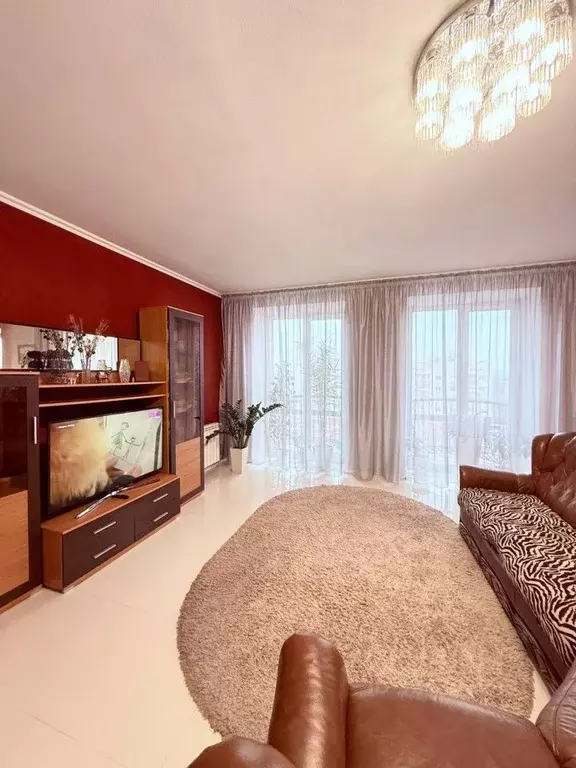 3-к кв. Омская область, Омск ул. Масленникова, 72 (121.5 м) - Фото 2