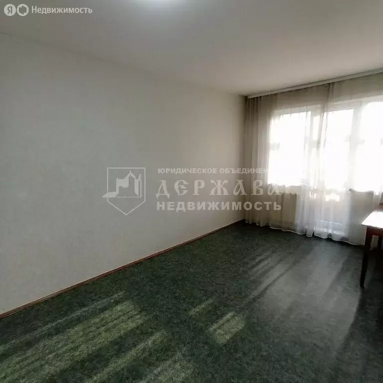 3-комнатная квартира: Ленинск-Кузнецкий, проспект Кирова, 102 (55 м) - Фото 1