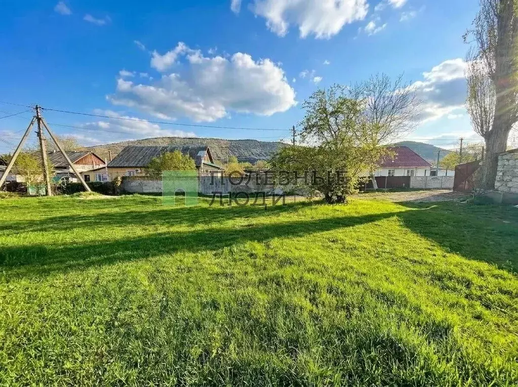 Участок в Севастополь ул. Чернореченская, 86 (4.7 сот.) - Фото 1