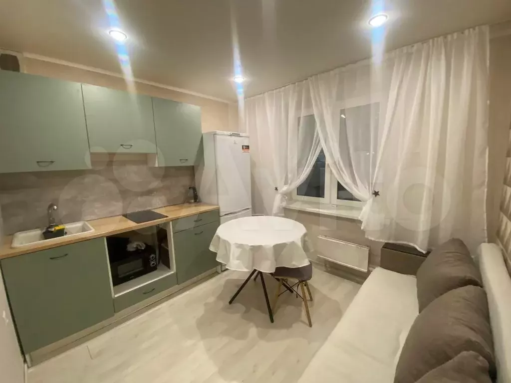 1-к. квартира, 35 м, 6/9 эт. - Фото 0