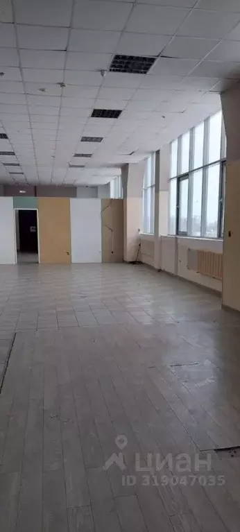 Помещение свободного назначения в Татарстан, Казань ул. Сибирский ... - Фото 0