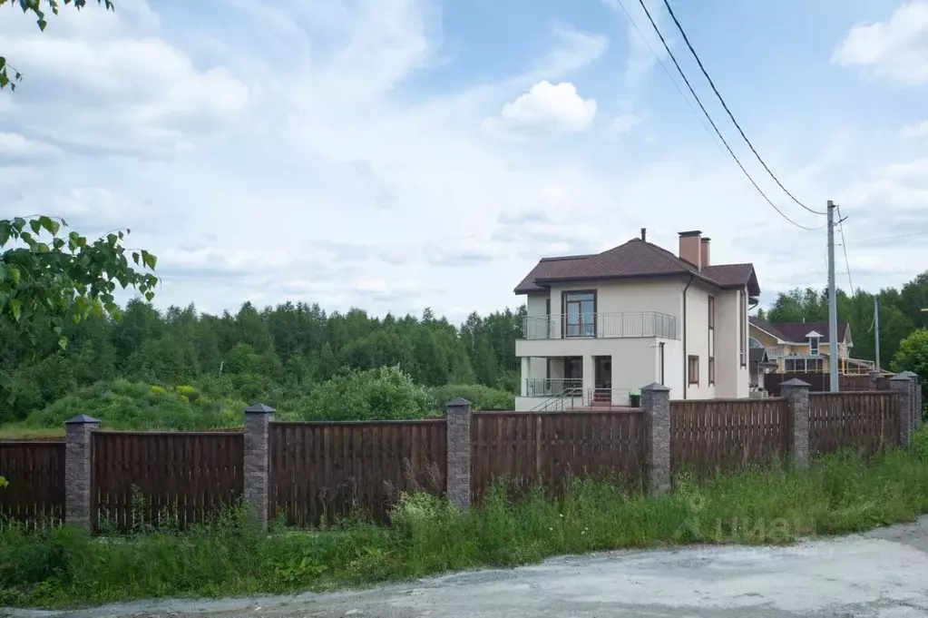Коттедж в Свердловская область, Среднеуральск муниципальный округ, д. ... - Фото 1