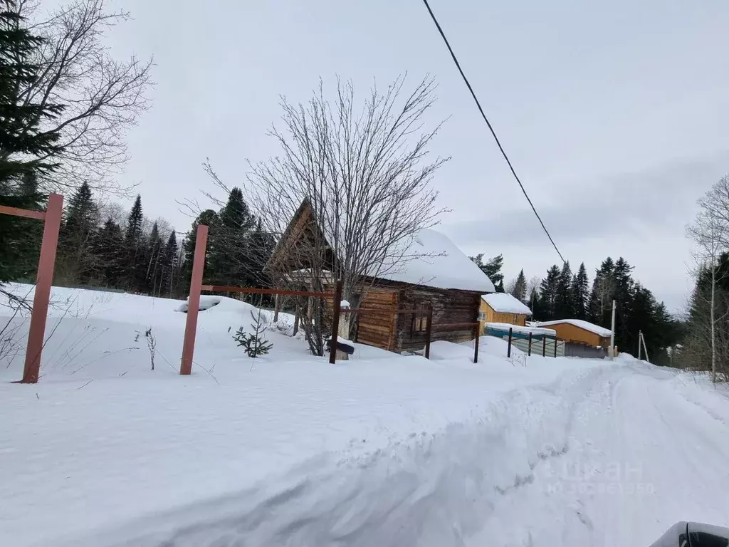 Дом в Кемеровская область, Кемеровский район, д. Тебеньковка Кедровая ... - Фото 0