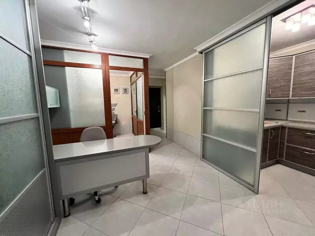 Офис в Крым, Симферополь ул. Кечкеметская, 97 (54 м) - Фото 2