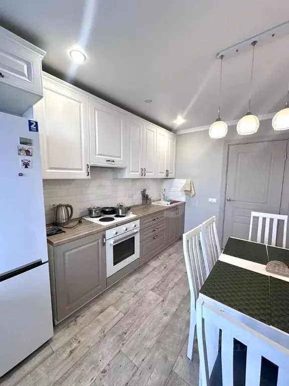 2-к кв. Татарстан, Казань ул. Зур Урам, 1Кк5 (60.0 м) - Фото 1