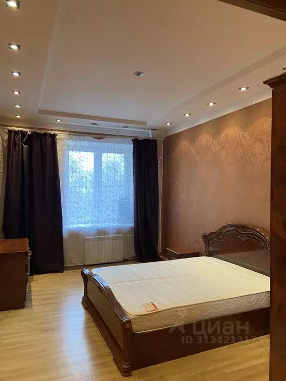 2-к кв. Москва ул. Алексея Свиридова, 13К1 (56.0 м) - Фото 1