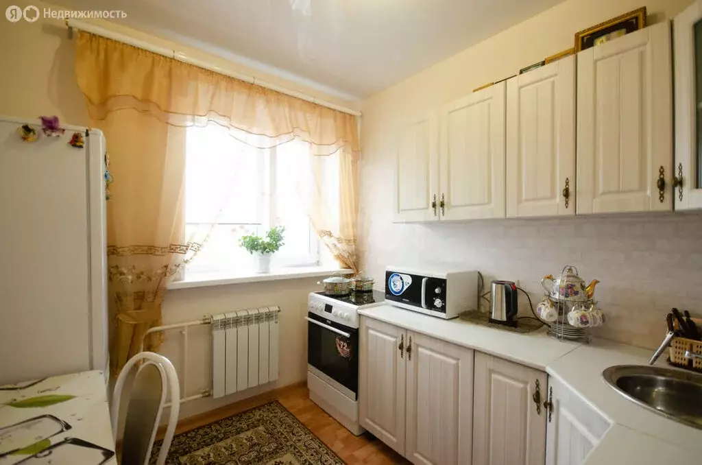 2-комнатная квартира: Заводоуковск, Заводская улица, 9Б (46 м) - Фото 0