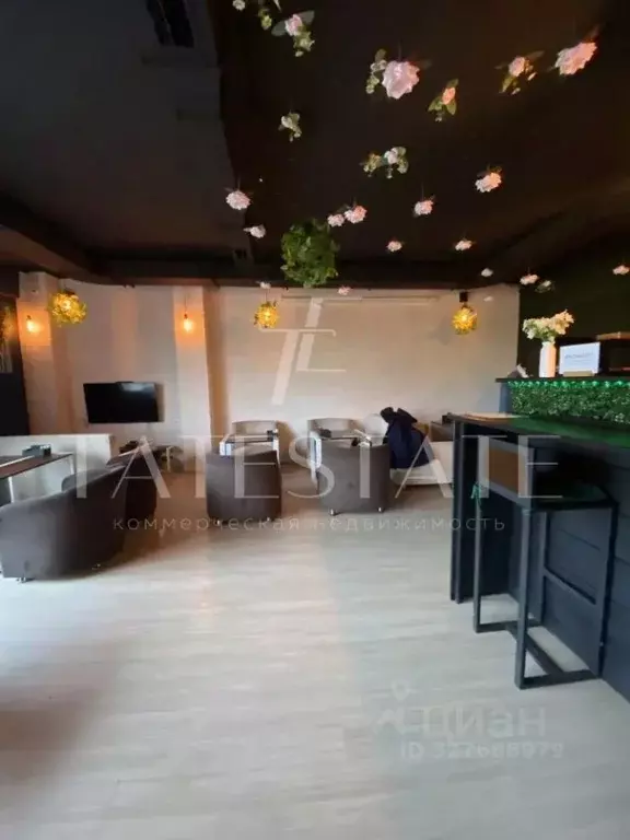 Помещение свободного назначения в Татарстан, Казань просп. Ямашева, ... - Фото 1