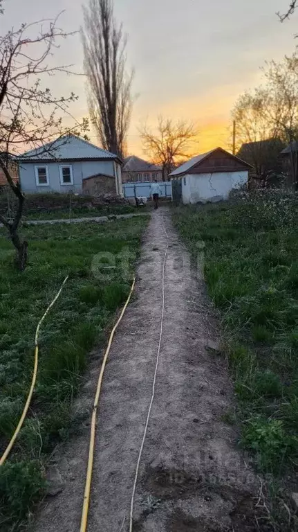 Дом в Ростовская область, Красносулинский район, Комиссаровское с/пос, ... - Фото 0