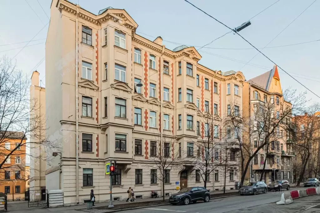 Комната Санкт-Петербург 12-я Васильевского острова линия, 21 (23.6 м) - Фото 1