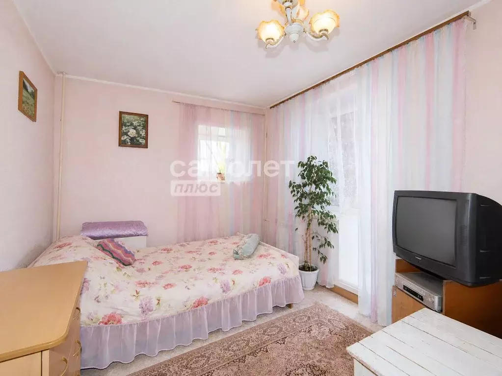 3-к кв. Кемеровская область, Кемерово Томская ул., 5А (64.9 м) - Фото 1