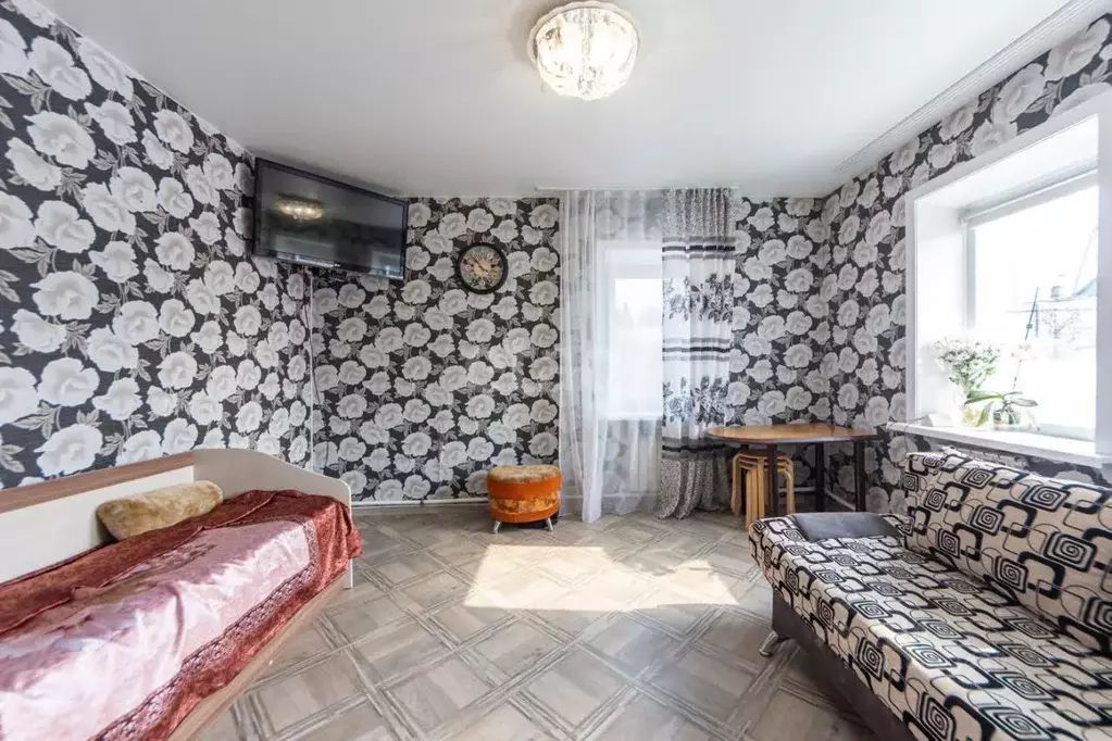 Дом в Хабаровский край, Хабаровск ул. Полины Осипенко, 14 (80 м) - Фото 1