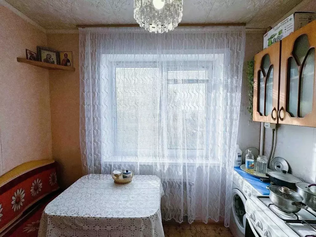 4-к кв. Мордовия, Лямбирский район, с. Большая Елховка ул. В.Н. ... - Фото 0