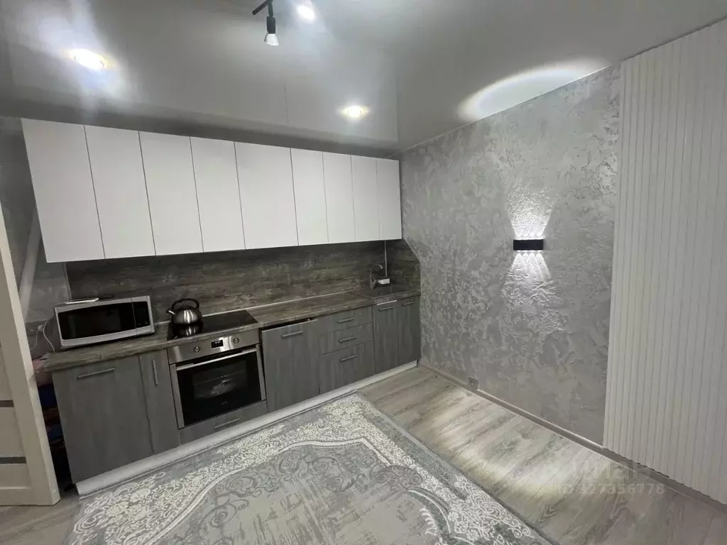 2-к кв. Омская область, Большеречье рп ул. 50 лет ВЛКСМ, 59 (50.4 м) - Фото 2