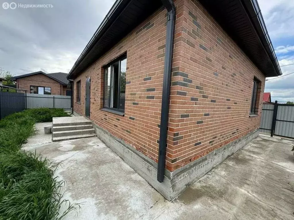 Дом в Смоленский муниципальный округ, село Талашкино (93 м) - Фото 1