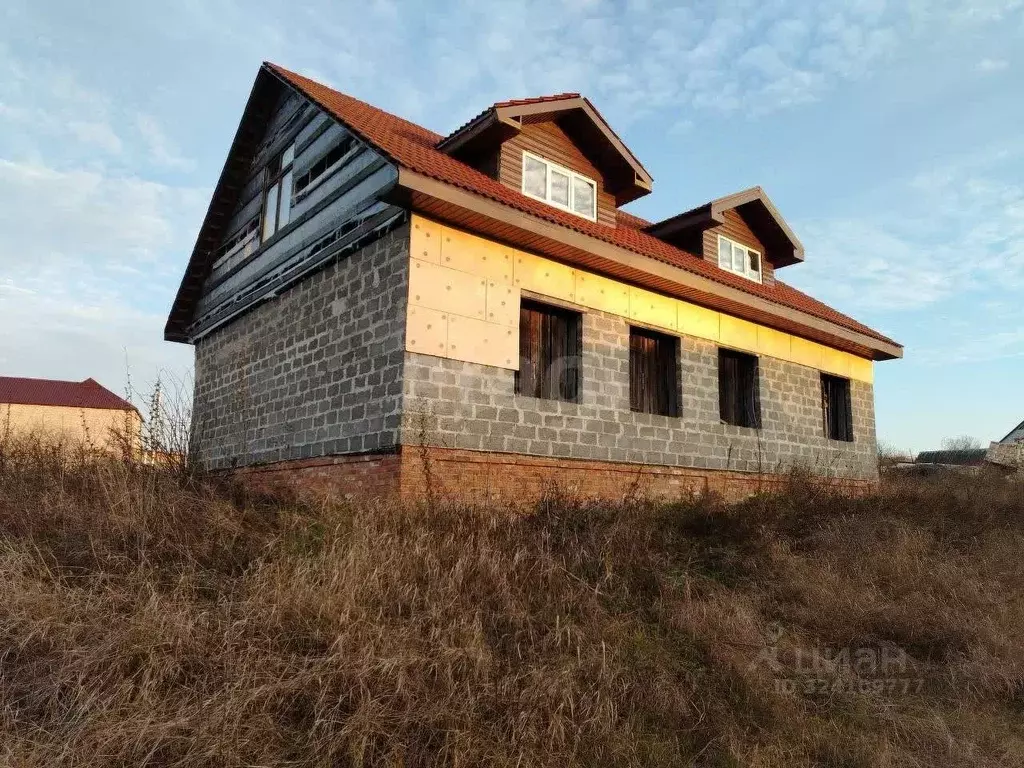 Дом в Белгородская область, Новооскольский муниципальный округ, с. ... - Фото 2
