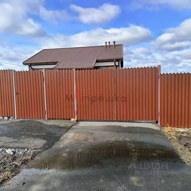 Дом в Белгородская область, Белгородский район, Дубовское с/пос, с. ... - Фото 1