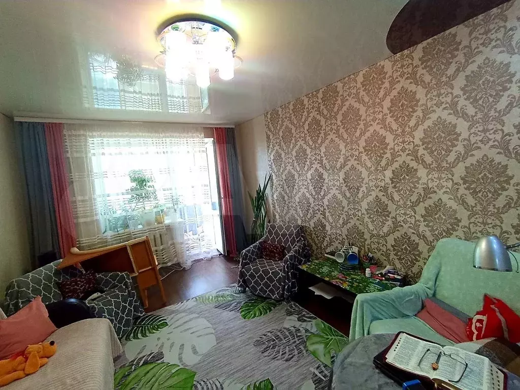 3-к. квартира, 65 м, 1/3 эт. - Фото 1