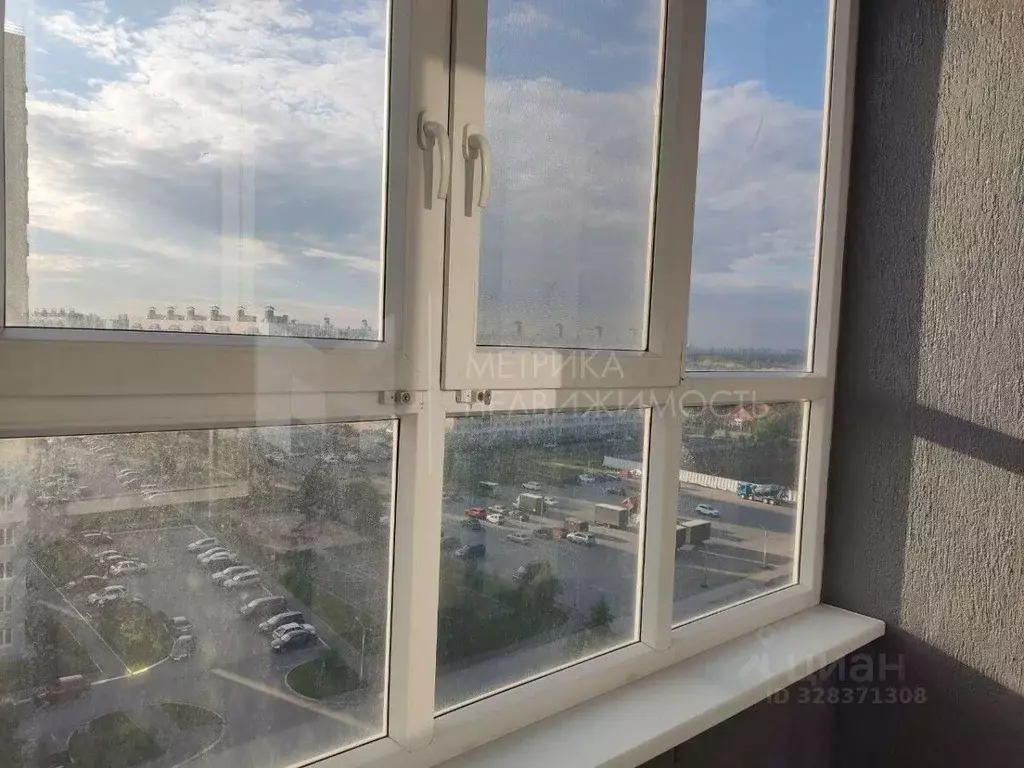 Студия Тюменская область, Тюмень Антипино мкр, ул. Буденного, 1Ак1 ... - Фото 1