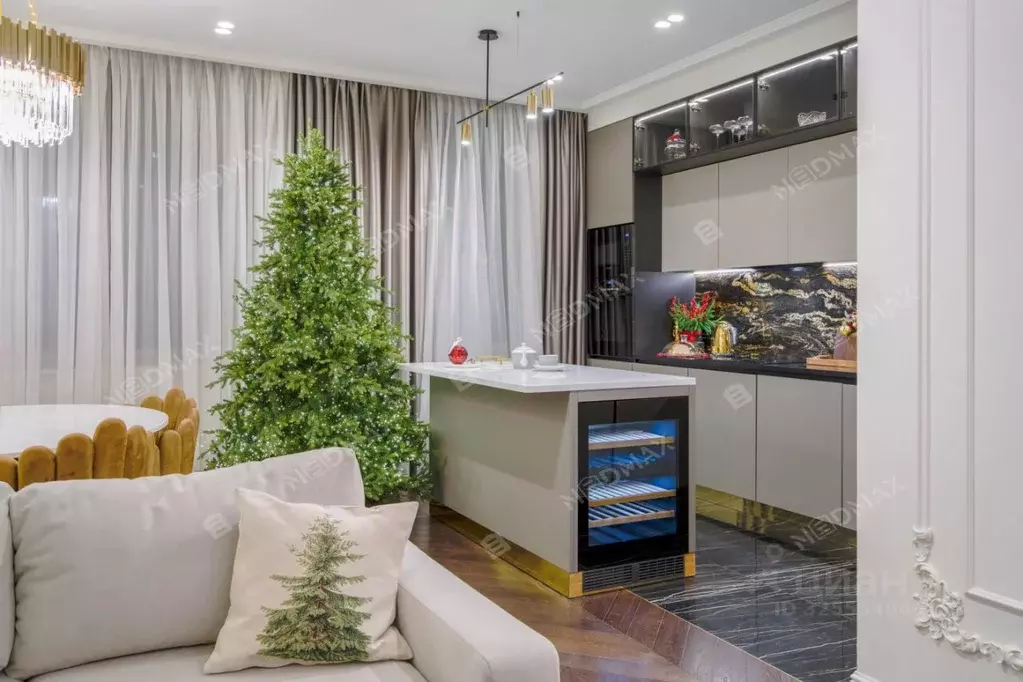 3-к кв. Санкт-Петербург Ждановская ул., 45 (109.6 м) - Фото 0